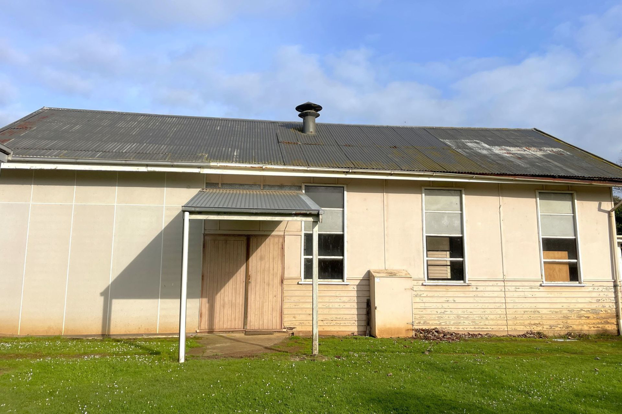 1-bedroom house at 3 HUNTER STREET, Heywood VIC 3304, Glenelg, Victoria