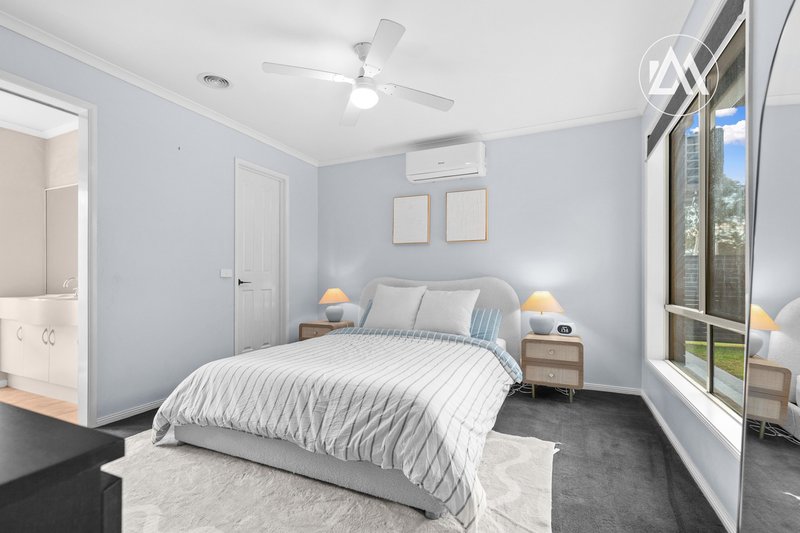 Photo - 3 Huntingtower Crescent, Langwarrin VIC 3910 - Image 11
