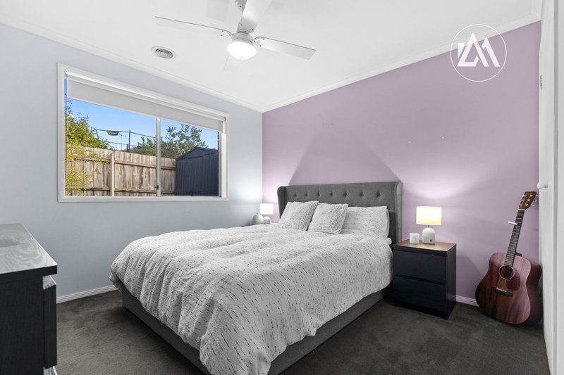 Photo - 3 Huntingtower Crescent, Langwarrin VIC 3910 - Image 13