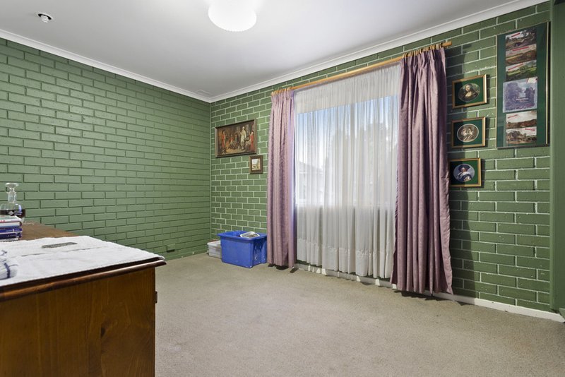 Photo - 3 Huon Court, Bundoora VIC 3083 - Image 9