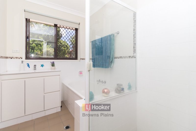 Photo - 3 Huon Street, Crestmead QLD 4132 - Image 3