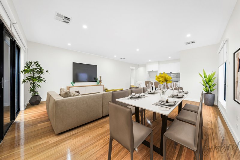 Photo - 3 Hurkett Street, Mickleham VIC 3064 - Image 5