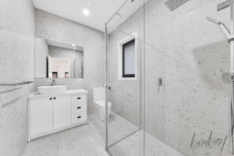 Photo - 3 Hurkett Street, Mickleham VIC 3064 - Image 8