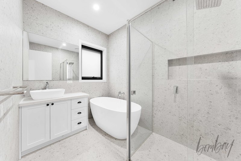 Photo - 3 Hurkett Street, Mickleham VIC 3064 - Image 11