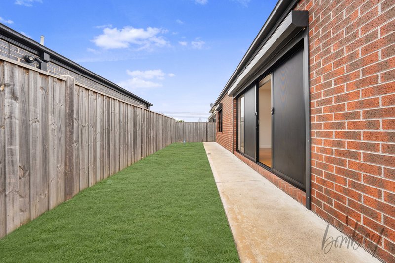 Photo - 3 Hurkett Street, Mickleham VIC 3064 - Image 13