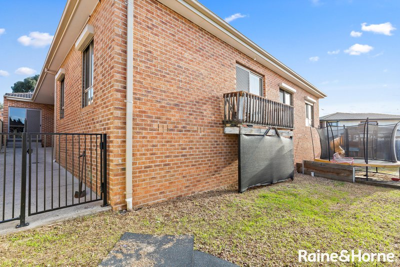 Photo - 3 Hurley Rise, Roxburgh Park VIC 3064 - Image 17