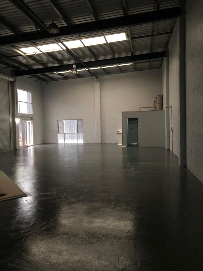 Photo - 3 Hutchinson Street, Burleigh Heads QLD 4220 - Image 6