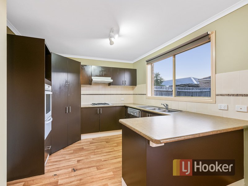 Photo - 3 Hydra Street, Cranbourne VIC 3977 - Image 4