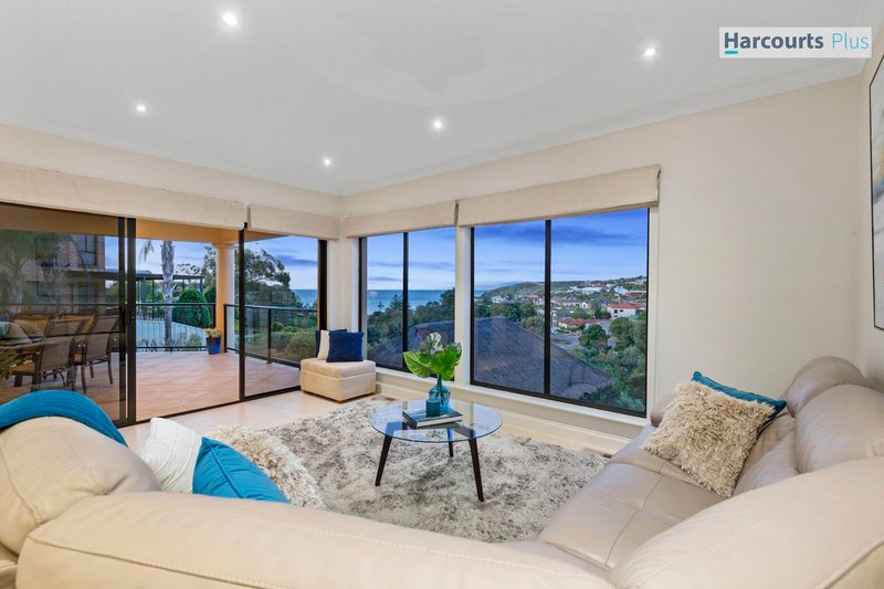 Photo - 3 Ibis Crescent, Hallett Cove SA 5158 - Image 9