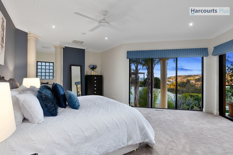 Photo - 3 Ibis Crescent, Hallett Cove SA 5158 - Image 16