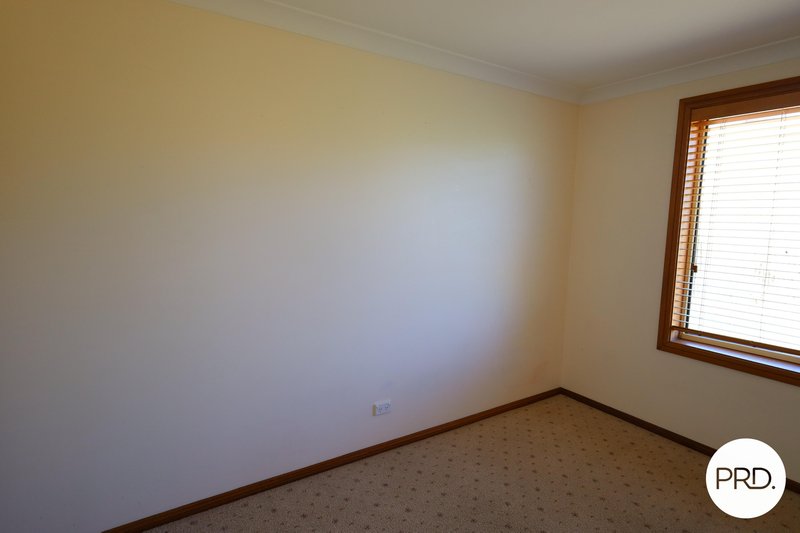 Photo - 3 Ibis Crescent, Orange NSW 2800 - Image 11