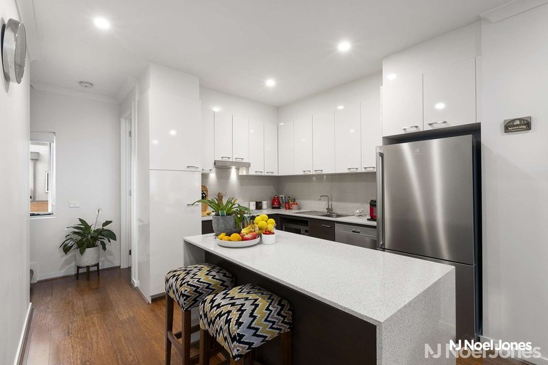 Photo - 3 Ibis Place, Thornbury VIC 3071 - Image 3