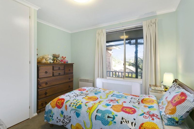 Photo - 3 Illira Way, Blackmans Bay TAS 7052 - Image 11