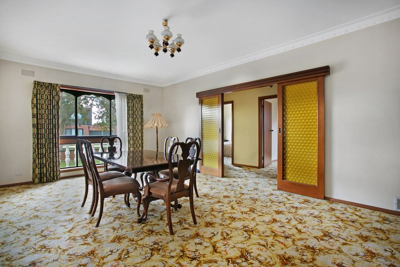 Photo - 3 Inverness Street, Reservoir VIC 3073 - Image 4