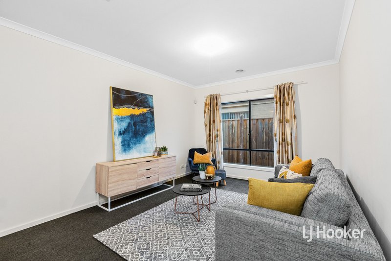 Photo - 3 Ionian Way, Point Cook VIC 3030 - Image 2