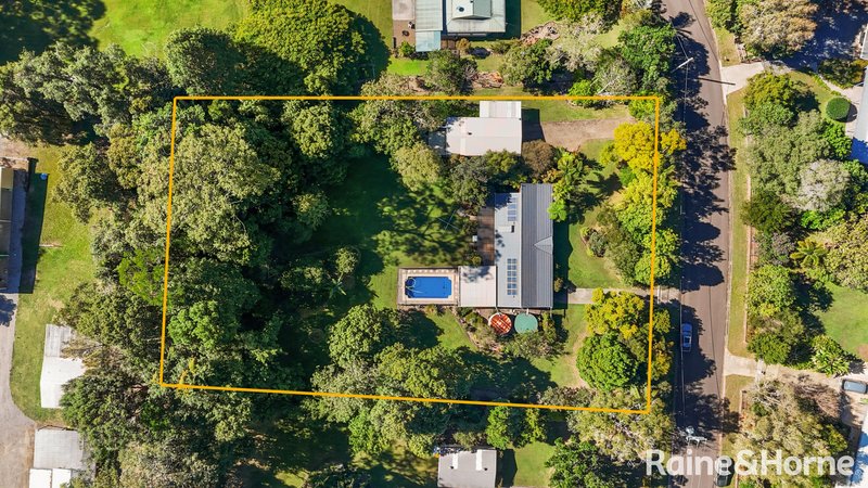 Photo - 3 Ironbark Court, Lake Macdonald QLD 4563 - Image 21
