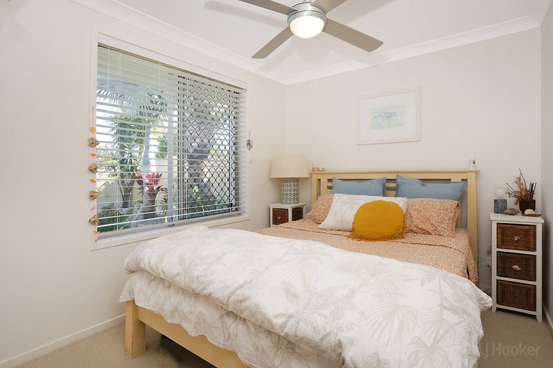 Photo - 3 Jacaranda Avenue, Hollywell QLD 4216 - Image 18