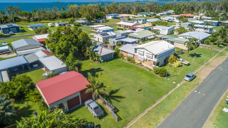 Photo - 3 Jackson Street, Midge Point QLD 4799 - Image 3