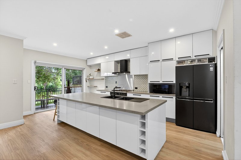 Photo - 3 Jane Jarvis Way, Macquarie Links NSW 2565 - Image 5