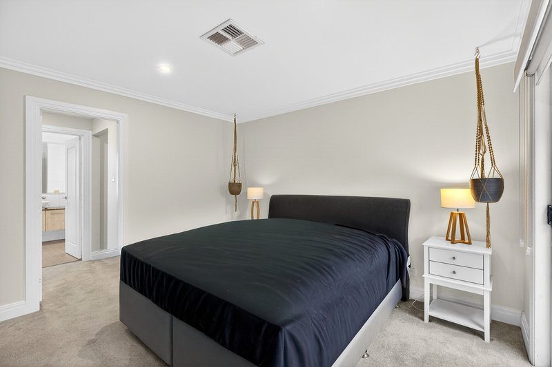 Photo - 3 Jane Jarvis Way, Macquarie Links NSW 2565 - Image 14