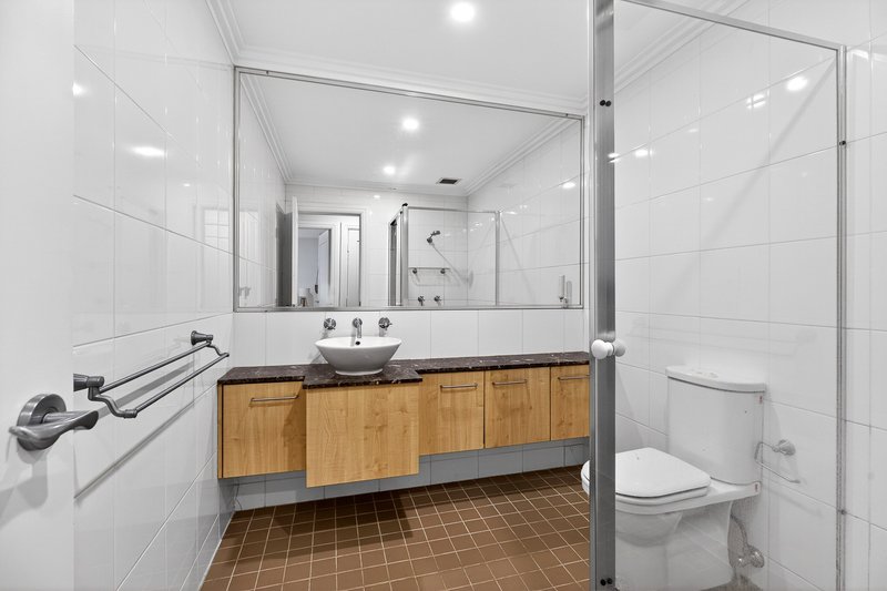 Photo - 3 Jane Jarvis Way, Macquarie Links NSW 2565 - Image 15