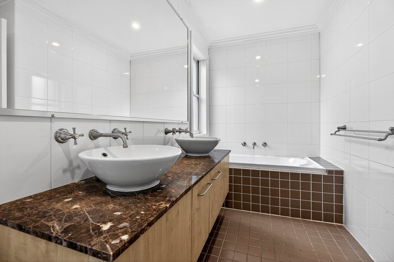 Photo - 3 Jane Jarvis Way, Macquarie Links NSW 2565 - Image 21