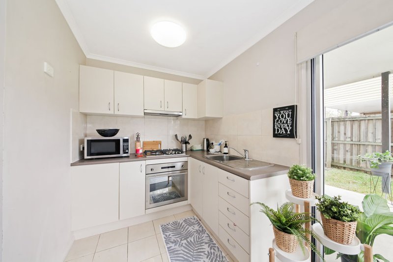 Photo - 3 Jennings Street, Zillmere QLD 4034 - Image 4