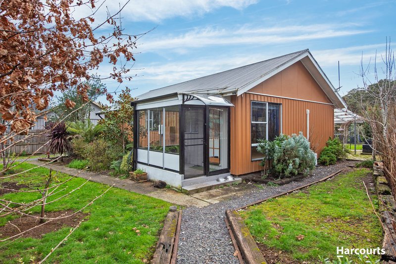 Photo - 3 John Street, Rosebery TAS 7470 - Image 1
