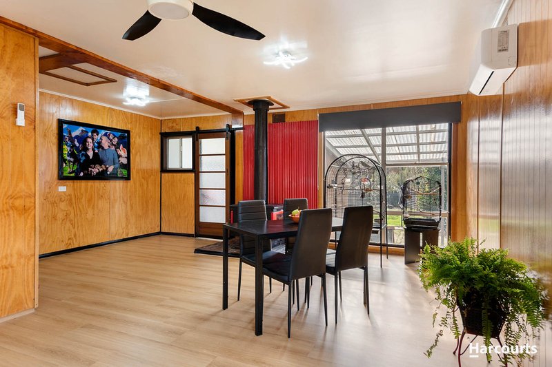 Photo - 3 John Street, Rosebery TAS 7470 - Image 3