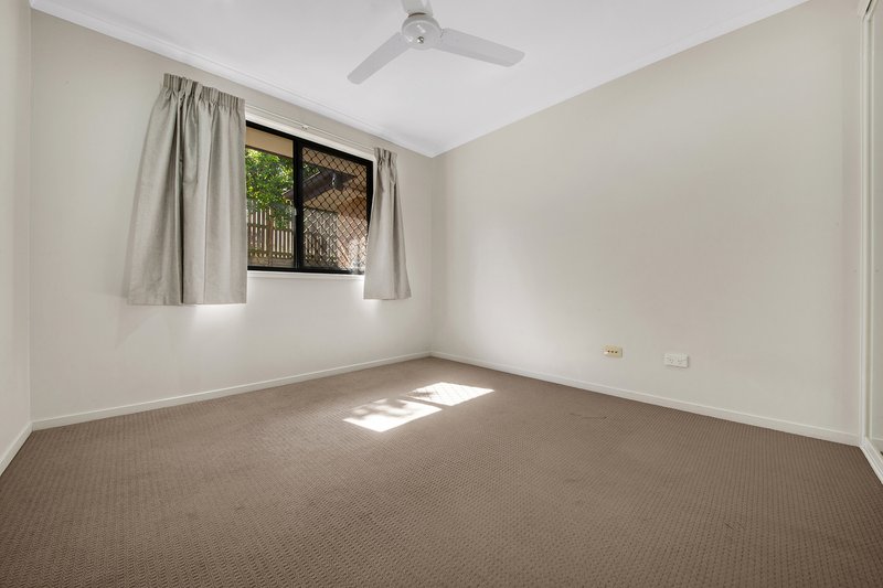 Photo - 3 Johnson Street, Glen Eden QLD 4680 - Image 7