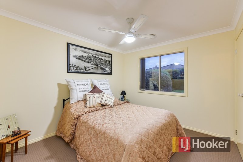 Photo - 3 Jonathan Place, Pakenham VIC 3810 - Image 9