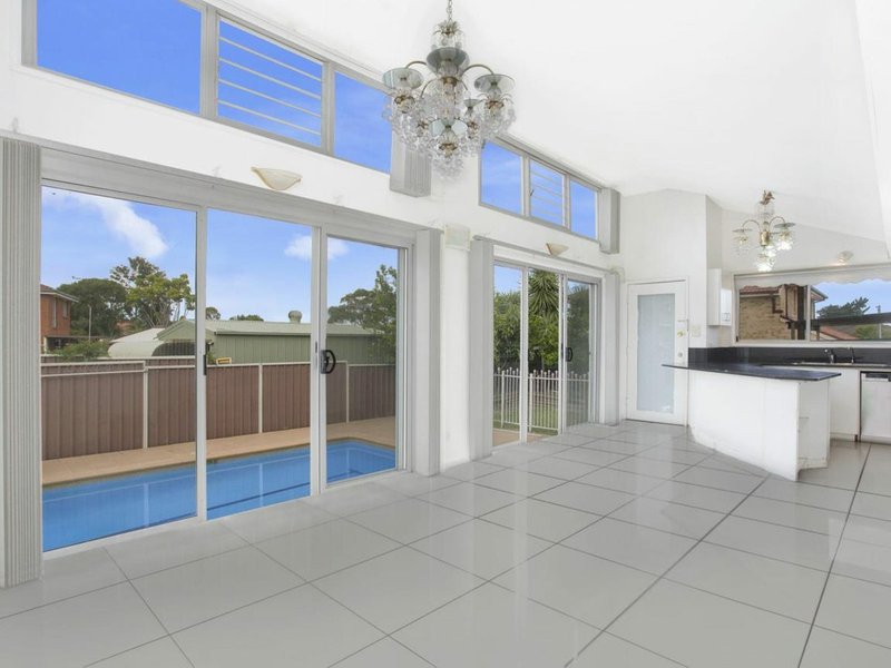 Photo - 3 Jonathan Street, Greystanes NSW 2145 - Image 5