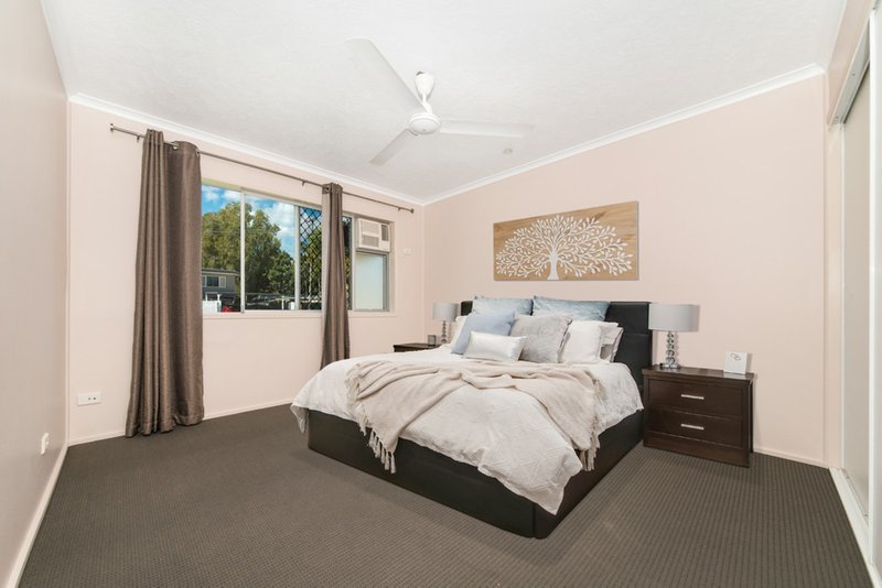 Photo - 3 Judith Street, Kelso QLD 4815 - Image 4