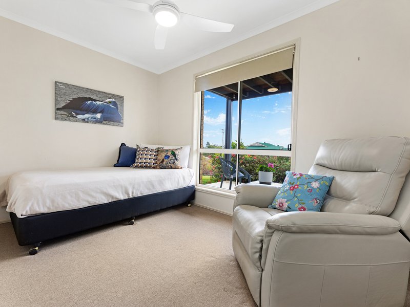 Photo - 3 Julie Street, Dundowran Beach QLD 4655 - Image 6