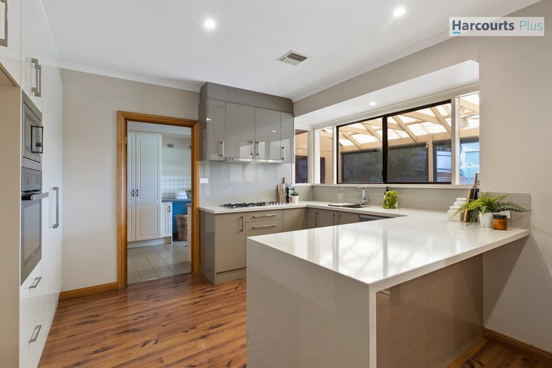 Photo - 3 Jupiter Street, Hallett Cove SA 5158 - Image 8