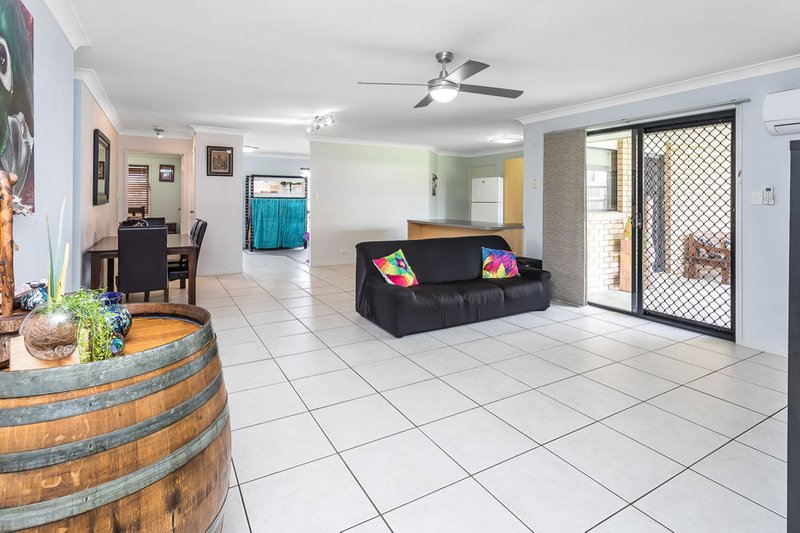 Photo - 3 Kamala Street, Morayfield QLD 4506 - Image 6