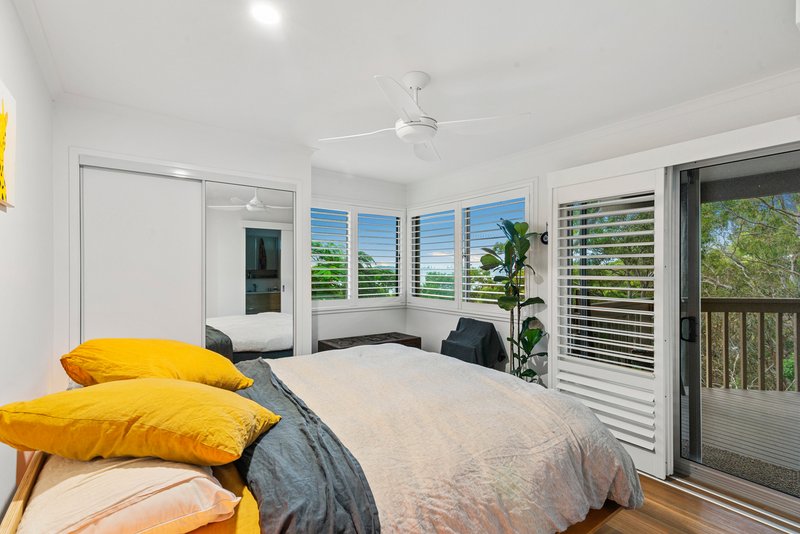 Photo - 3 Kandra Avenue, Currumbin QLD 4223 - Image 15