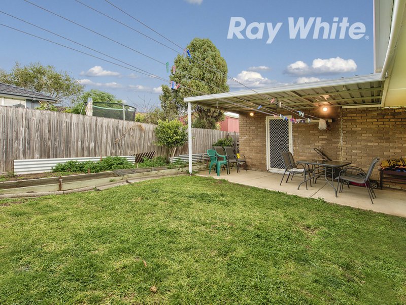 Photo - 3 Kanimbla Drive, Lalor VIC 3075 - Image 10