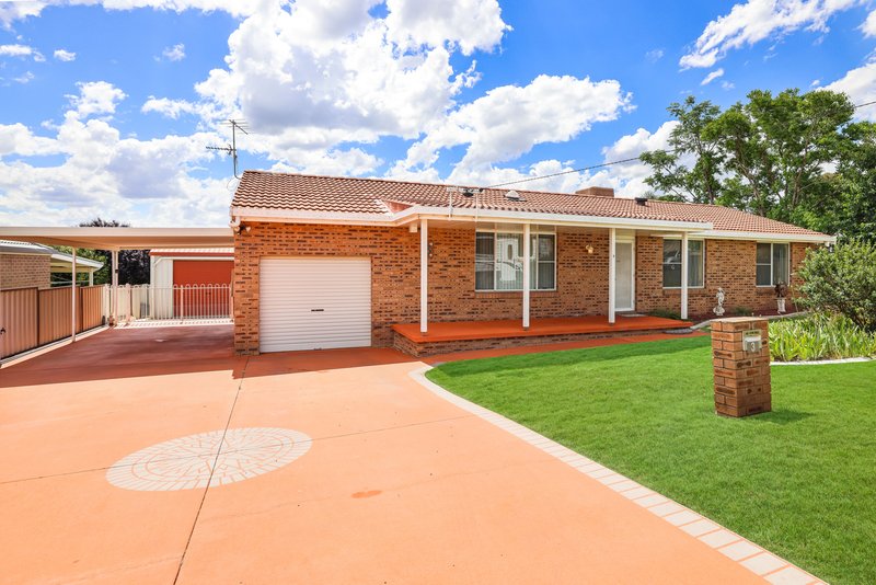 Photo - 3 Karenvar Avenue, Tamworth NSW 2340 - Image 2