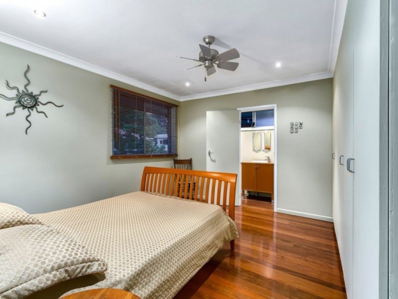 Photo - 3 Kaypee Street, Tarragindi QLD 4121 - Image 9