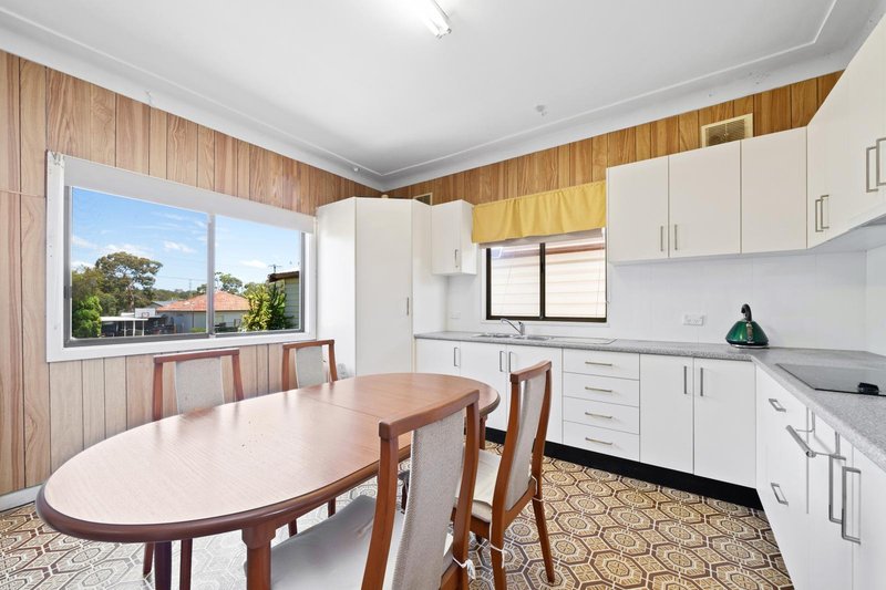 Photo - 3 Keates Avenue, Padstow Heights NSW 2211 - Image 4