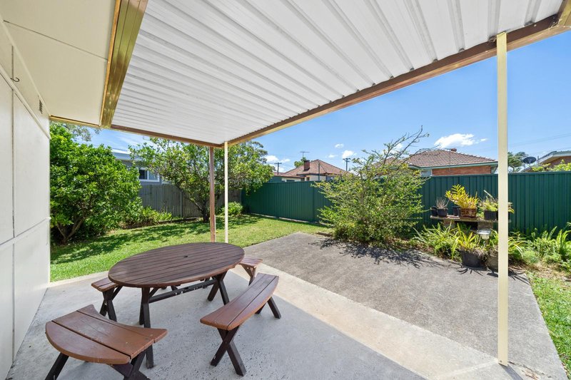 Photo - 3 Keates Avenue, Padstow Heights NSW 2211 - Image 6