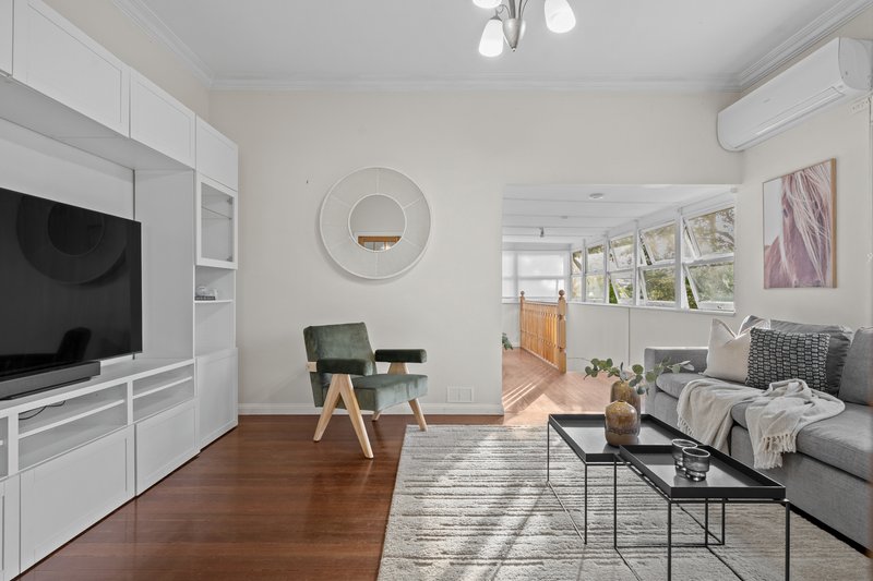 Photo - 3 Kedron Park Road, Wooloowin QLD 4030 - Image 6