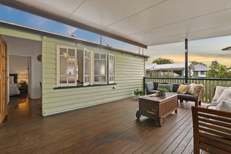 Photo - 3 Kedron Park Road, Wooloowin QLD 4030 - Image 12