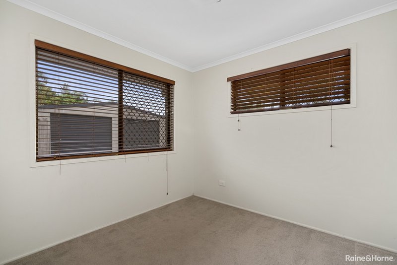 Photo - 3 Kelunji Court, Beachmere QLD 4510 - Image 12