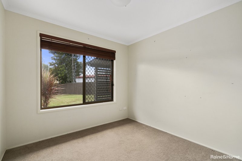 Photo - 3 Kelunji Court, Beachmere QLD 4510 - Image 16