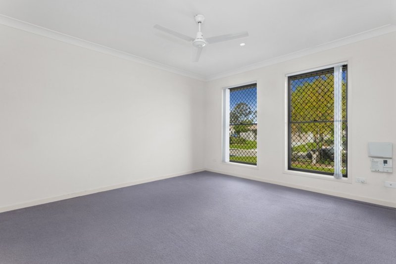 Photo - 3 Kempsey Close, Fitzgibbon QLD 4018 - Image 5