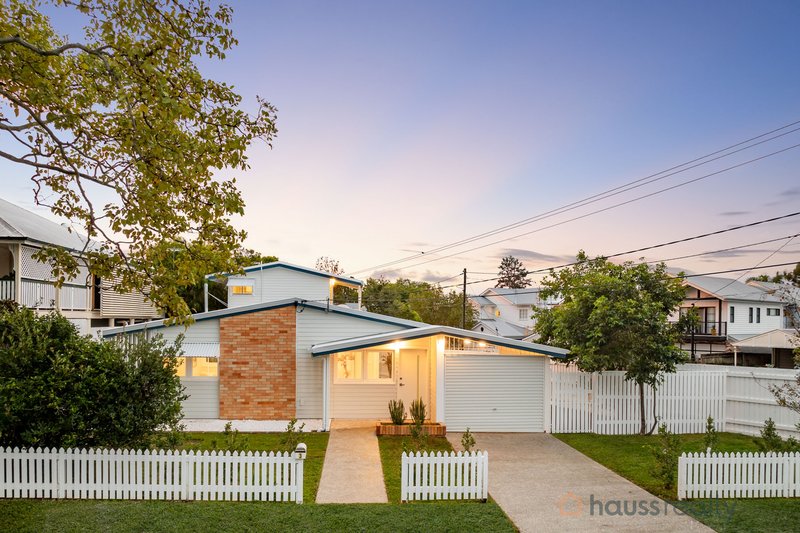 Photo - 3 Kenilworth Street, Sherwood QLD 4075 - Image 1