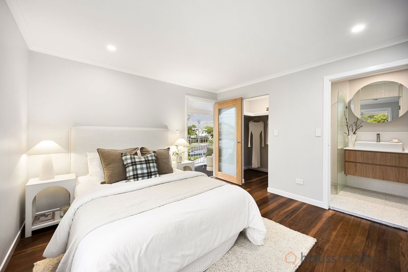 Photo - 3 Kenilworth Street, Sherwood QLD 4075 - Image 9