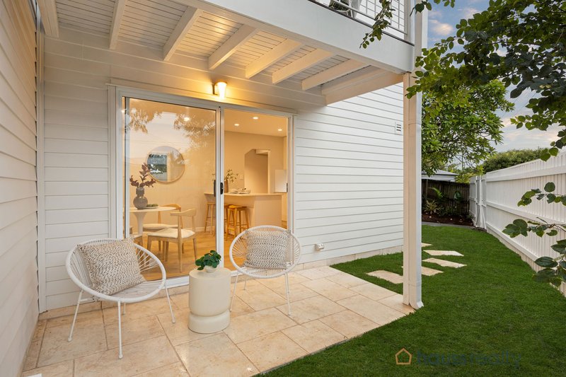 Photo - 3 Kenilworth Street, Sherwood QLD 4075 - Image 17
